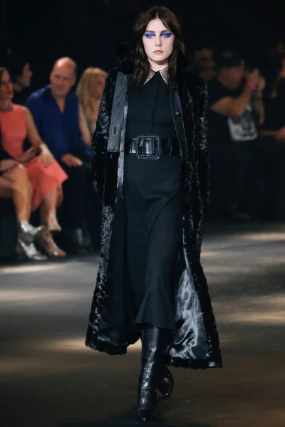 Look 65